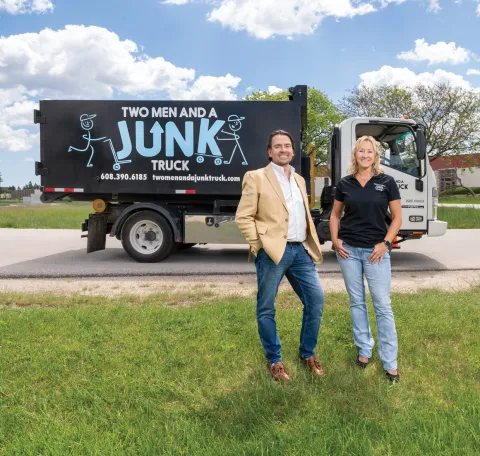 junk-removal-services-team-Milwaukee
