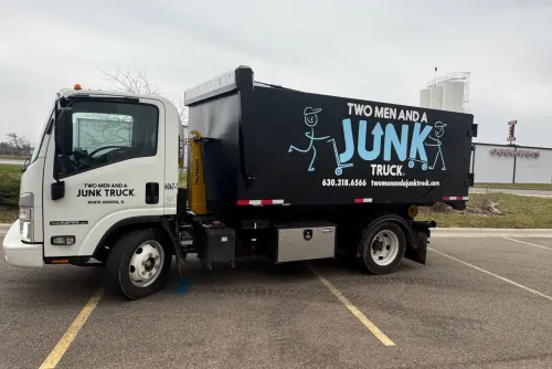 Junk Truck in North Aurora