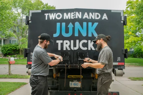 Junk-Team-Pickup-blog-pick-right-team-truck