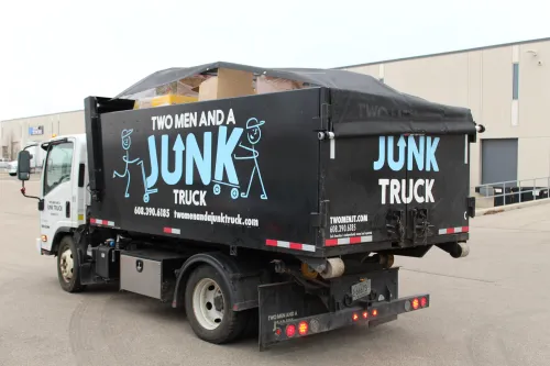 Madison, WI Junk Truck hauling a load