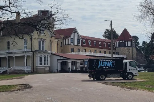 Junk Truck in nearby historical building