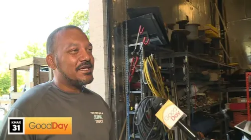 derrick-cbs-news-junk-truck