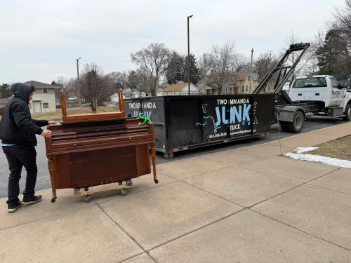 Piano Junk Removal Davenport