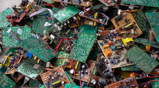 e waste needing junk removal services