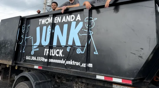 junk haulers in moline, il